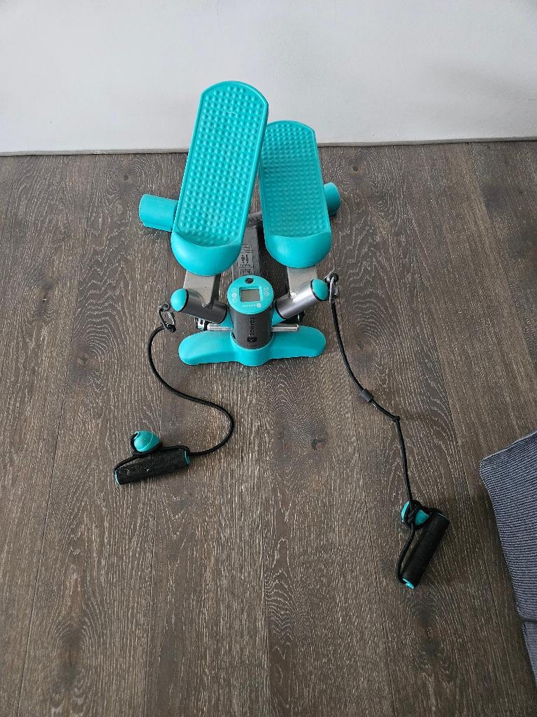 Steptoestel, Comme neuf, Synthétique, Enlèvement, Jambes