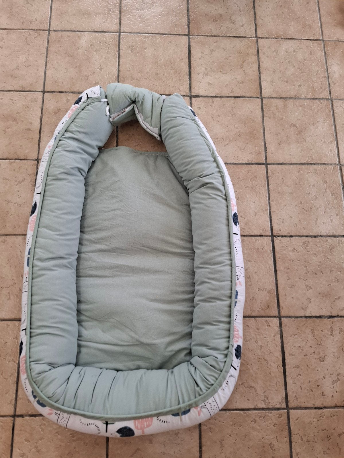 Babynestje, Ophalen