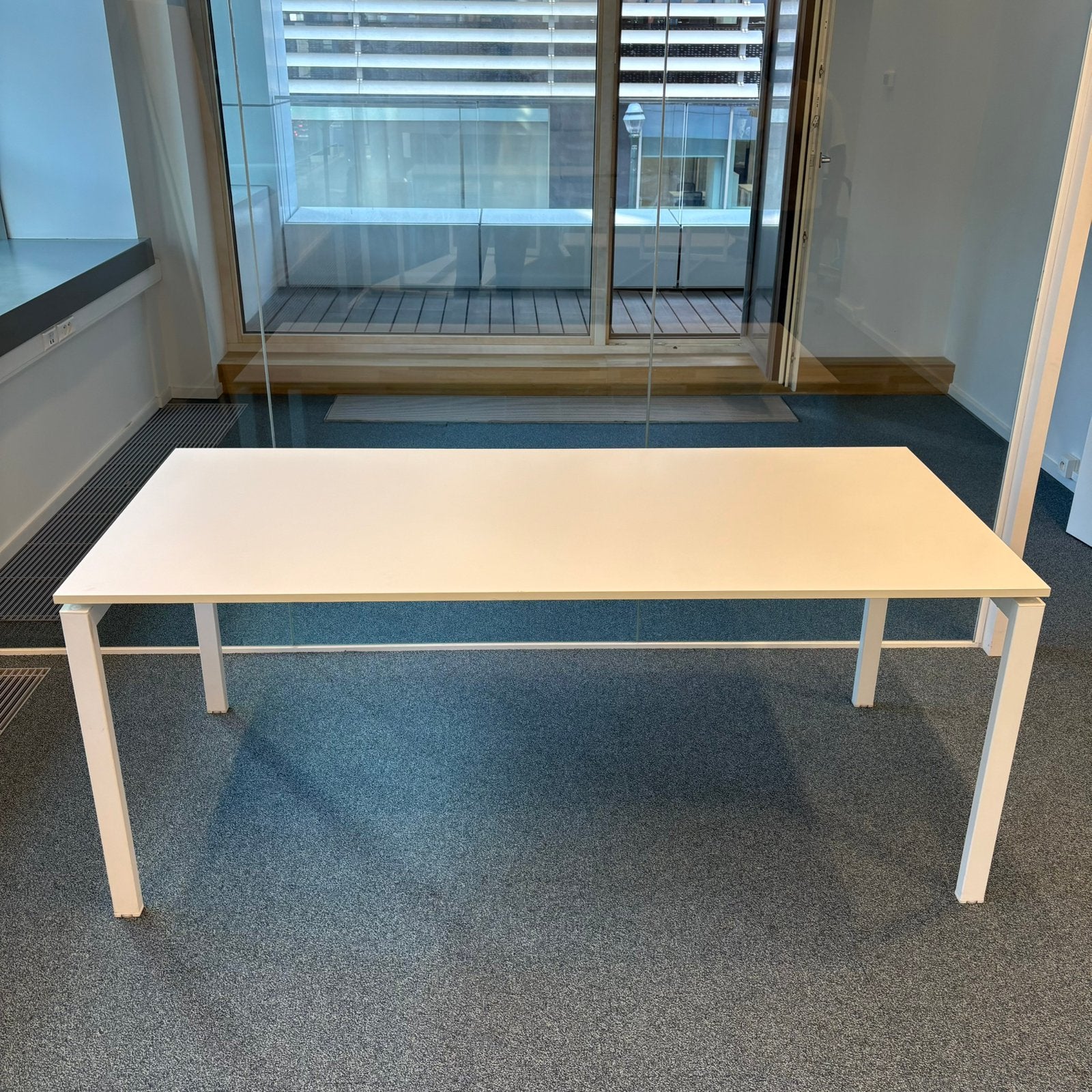 6x Bureau blanc professionnel (qualité entreprise), Maison & Meubles, Enlèvement ou Envoi