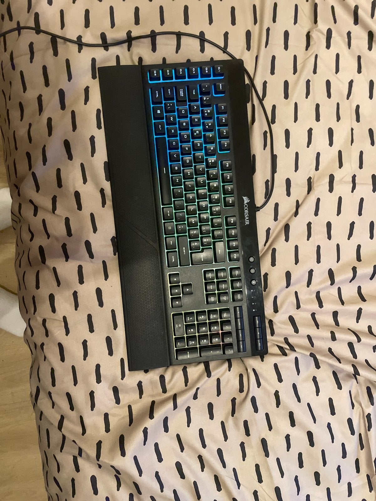 Mechanisch toetsenbord Corsair K70 RGB MK.2, Informatique & Logiciels, Clavier gamer, Azerty, Comme neuf, Enlèvement
