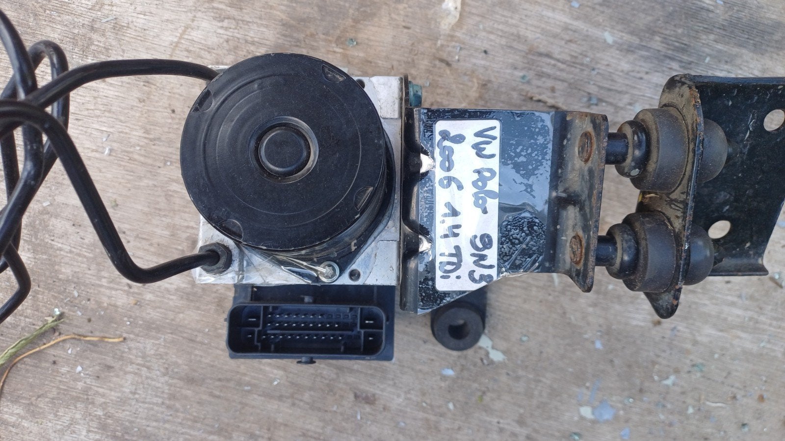 Pompe ABS VW Polo 9N3, Enlèvement ou Envoi