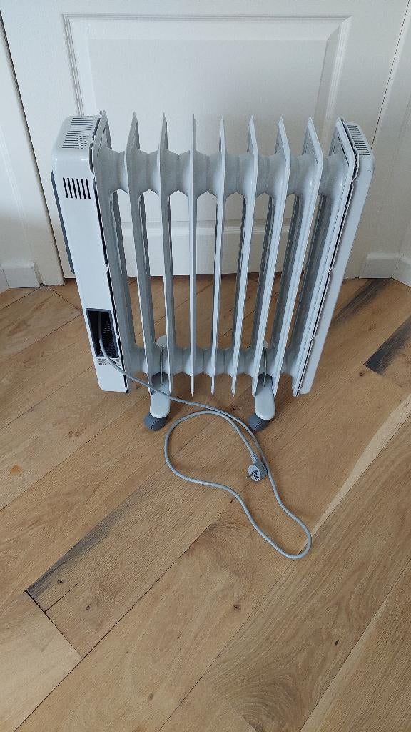 Elektrische olieradiator, Doe-het-zelf en Bouw, Verwarming en Radiatoren, Ophalen, Zo goed als nieuw, 800 watt of meer, Radiator
