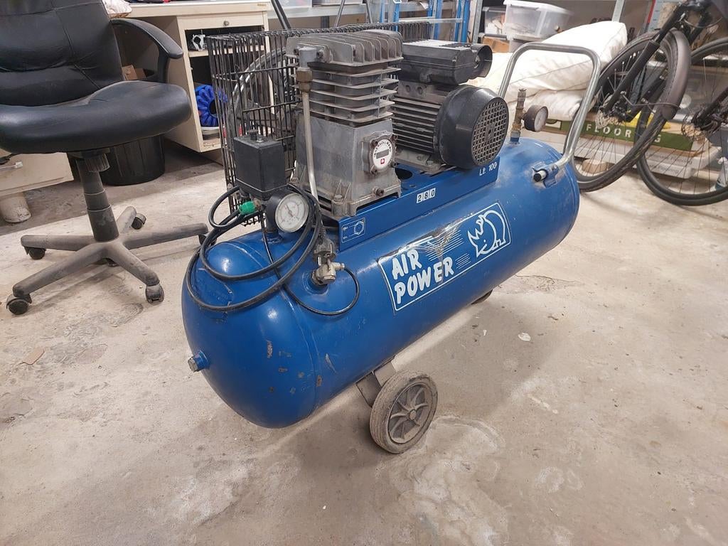 Airpower compressor 230volt 100L, Bricolage & Construction, Compresseurs, Enlèvement