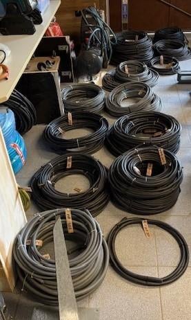 UITVERKOOP wegens stopzetting - Diverse Kabel (resten), Enlèvement, Comme neuf, Câble ou Fil électrique