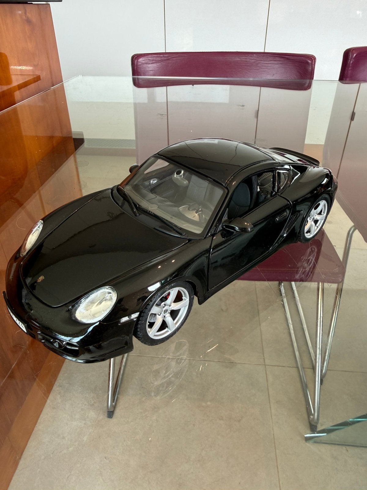 Superb Porsche Cayman 1:18 nikkel zonder doos, Hobby en Vrije tijd, Ophalen of Verzenden, Zo goed als nieuw