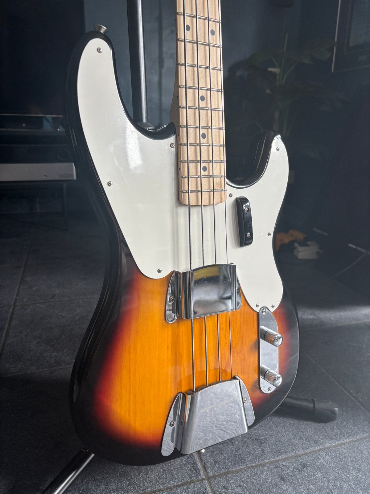 Upgraded Harley Benton PB-50 Precision, Muziek en Instrumenten, Snaarinstrumenten | Gitaren | Bas, Ophalen of Verzenden, Zo goed als nieuw