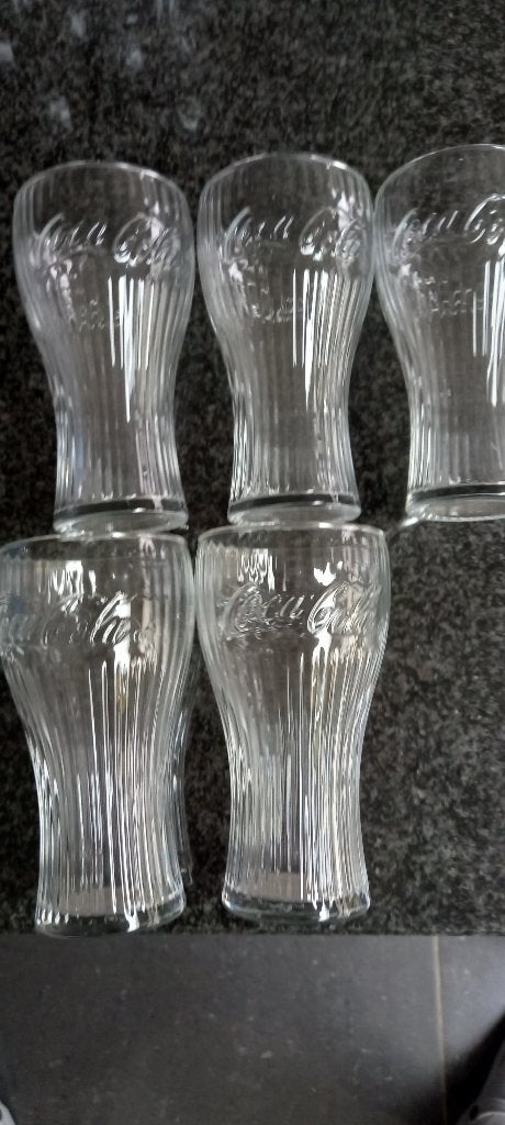 5 cola glazen gestreept, Ophalen of Verzenden, Zo goed als nieuw, Frisdrankglas