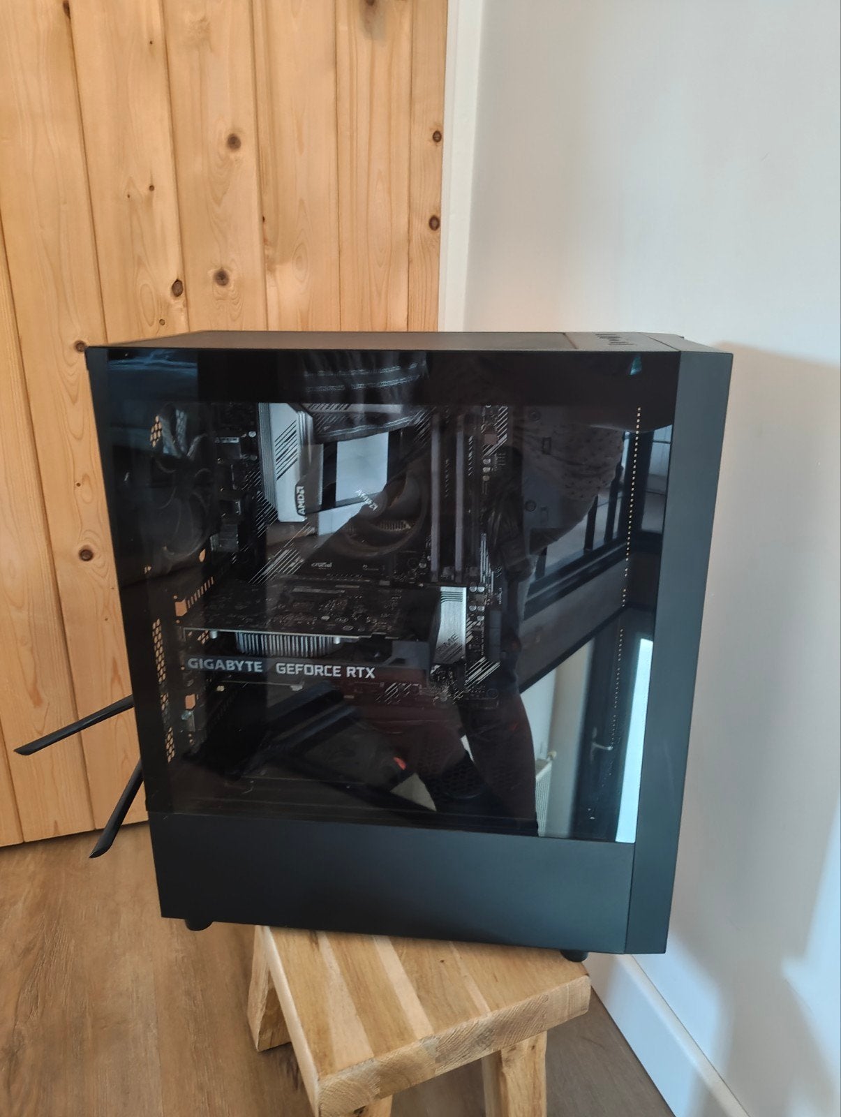 Game setup met pc, 32 GB, 1,35TB, AMD Ryzen 5, Zo goed als nieuw