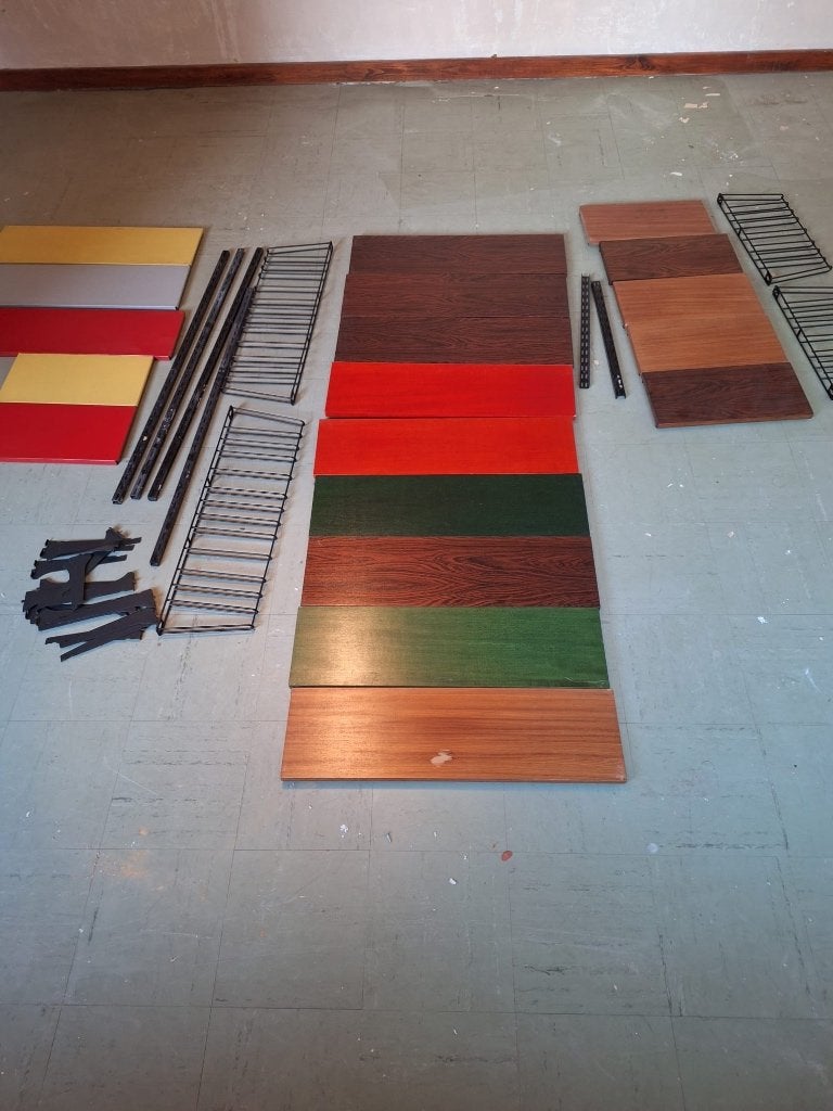 Tomado rekjes met houten  en metalen planken, Ophalen, Zo goed als nieuw