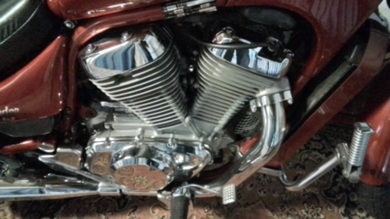 susuki intruder, 2 cylindres, Neuf, Manuelle, Transmission par cardan