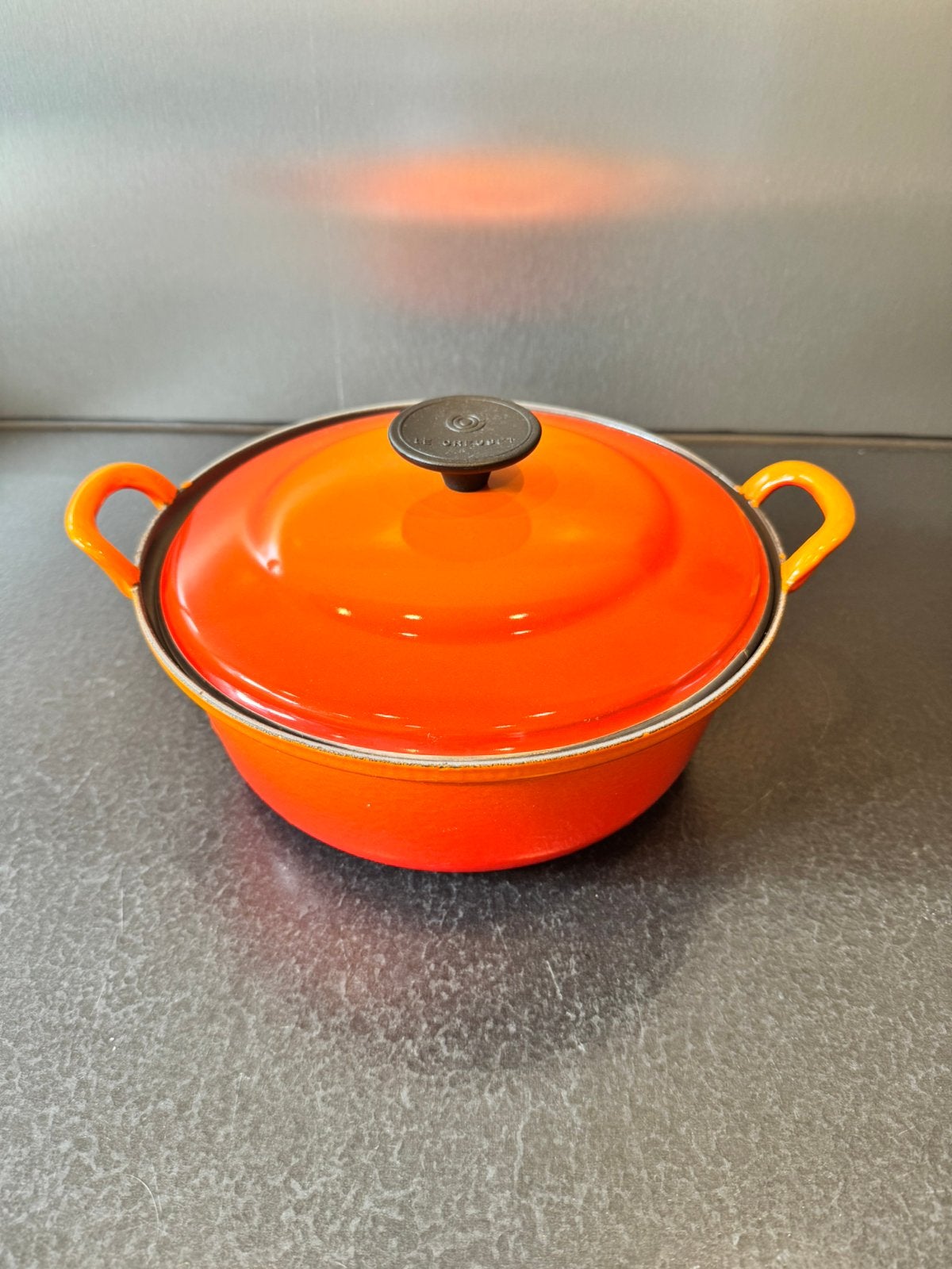 Le Creuset 24, Enlèvement ou Envoi, Comme neuf, Le Creuset