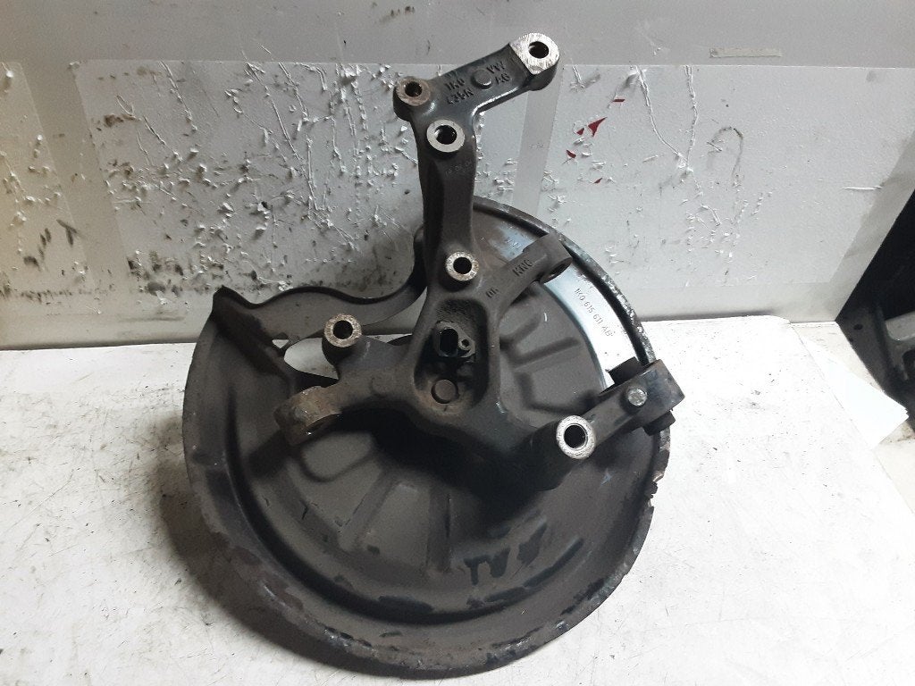 MOYEU DE ROUE ARRIÈRE GAUCHE Golf V (1K1) (1K0615611AB), Volkswagen, Mevr. I. Hauben, Utilisé, Rue de l'Espoir 34 34
4030  GRIVEGNÉE, BE