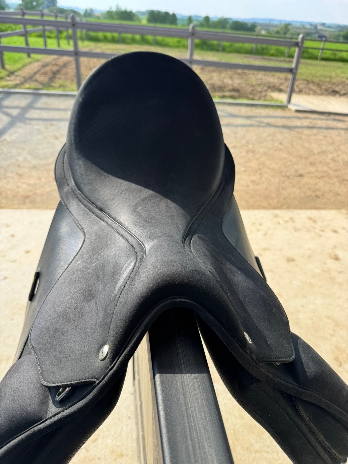 Selle equitation wintec 2000, Enlèvement, Comme neuf