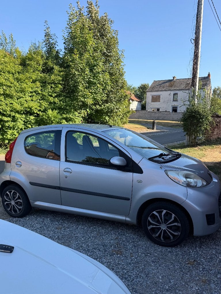 Peugeot 107, Achat, Boîte manuelle, Noir, 5 portes