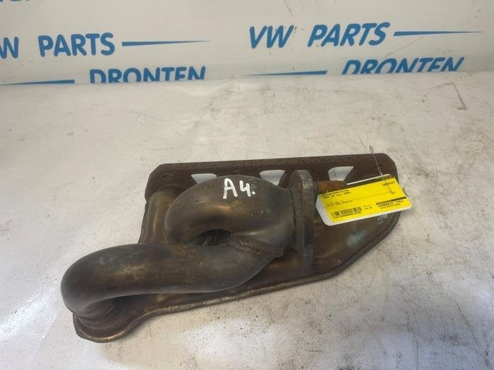 Uitlaatspruitstuk van een Audi A4, Gebruikt, -, -, -