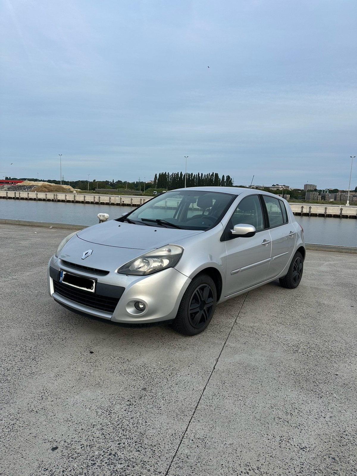 Renault clio lll 2011 essence euro 5, Autos, Achat, 5 portes, Tissu, Essence