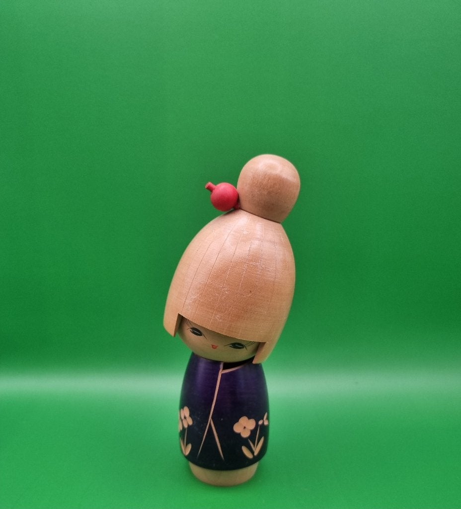 Prachtige kokeshi van Sato Suigai, Hout, 16 cm, Ophalen of Verzenden, Japan