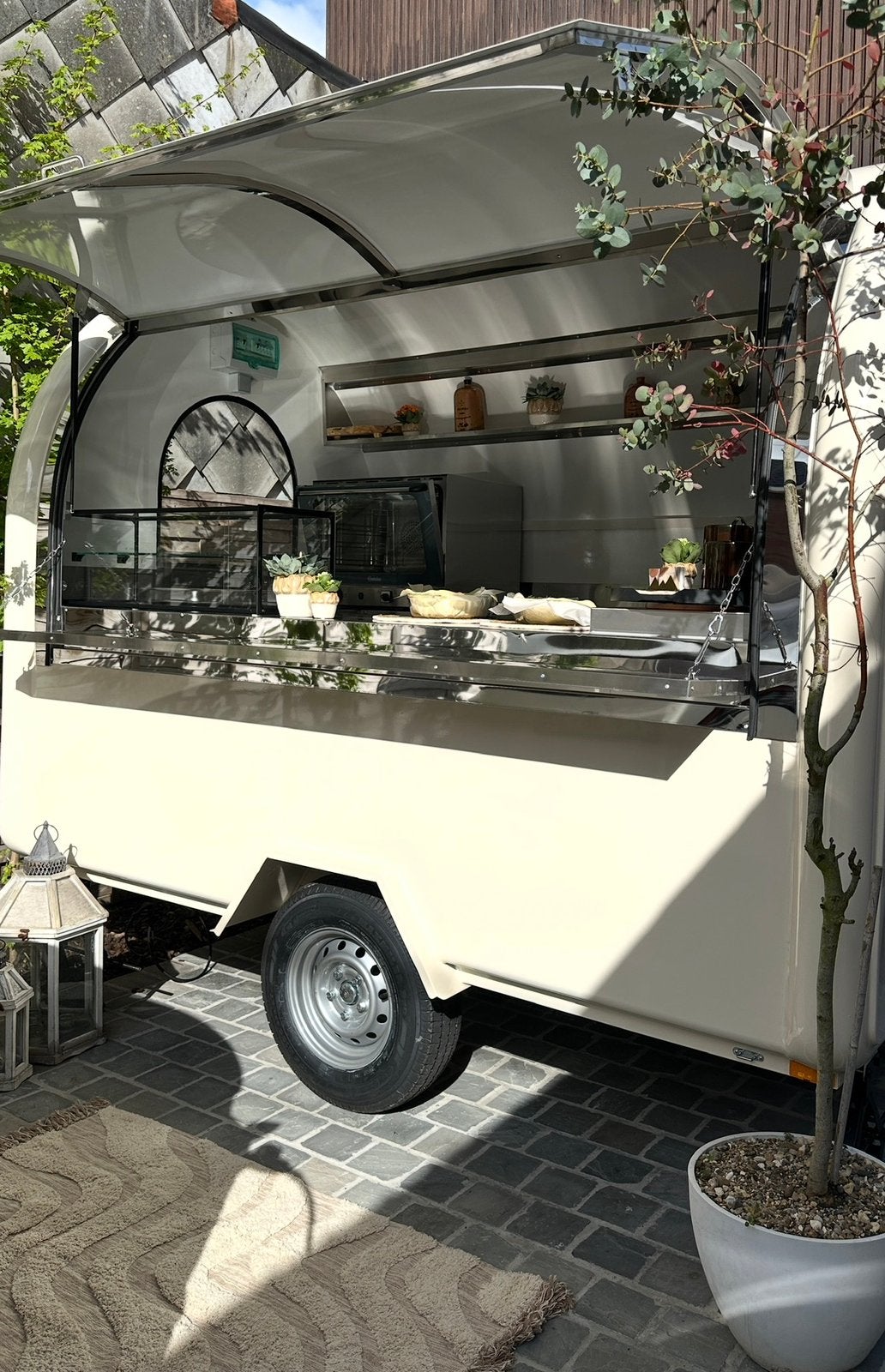 Foodtrailer met toebehoren, Ophalen, Zo goed als nieuw