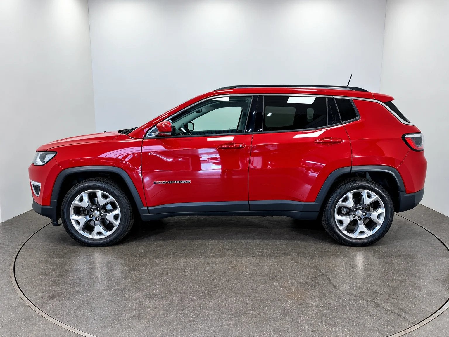 Jeep Compass 1.4 Limited MultiAir TREKHAAK, https://public.car-pass.be/vhr/ec231df0-0b6d-459a-b175-2d0d5684563f, Compass, Bedrijf