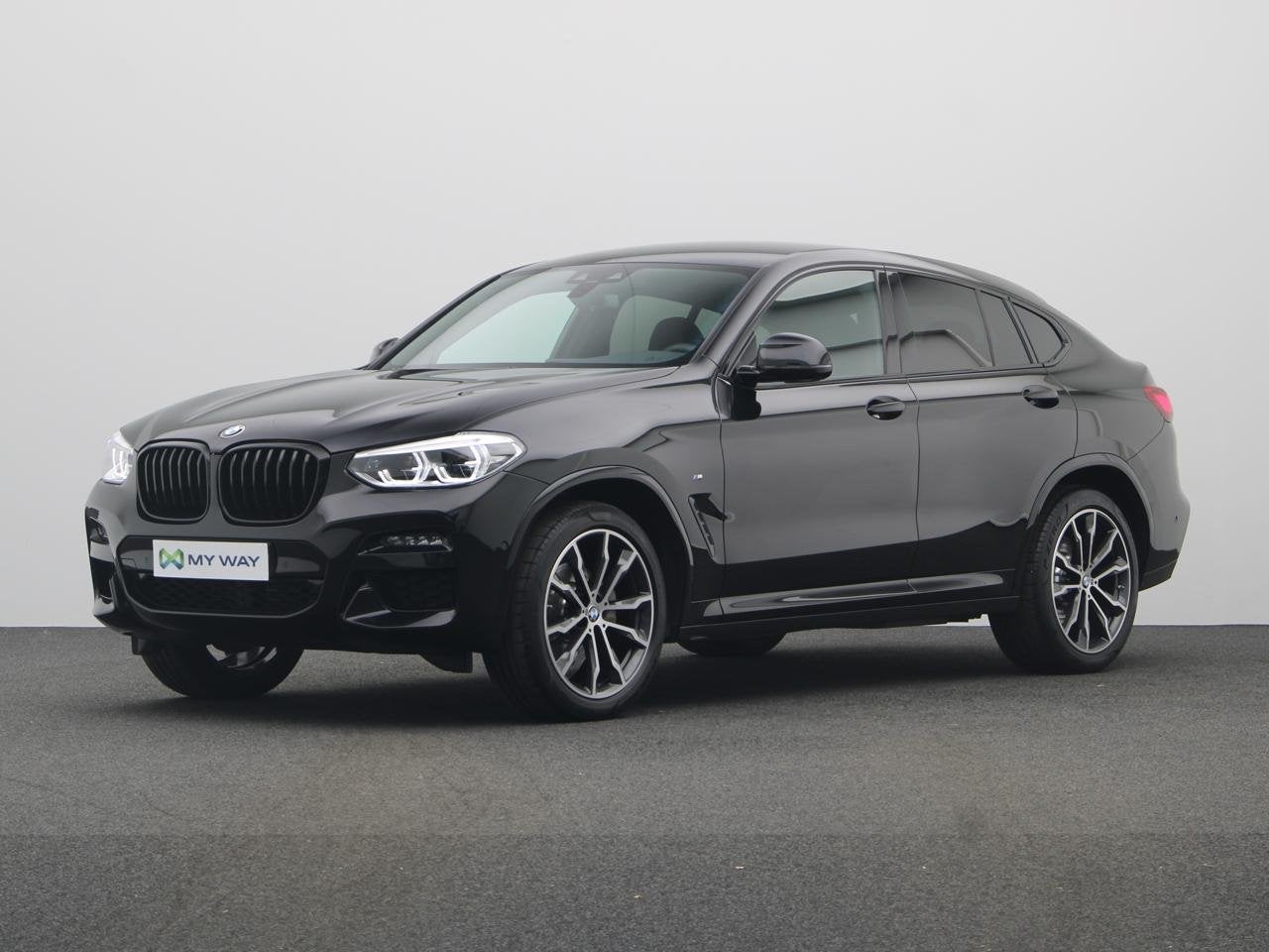 Bmw X4 (G02) 2.0iA xDrive20 184 PK, Auto's, Automaat, Zwart, 178 g/km, Bedrijf