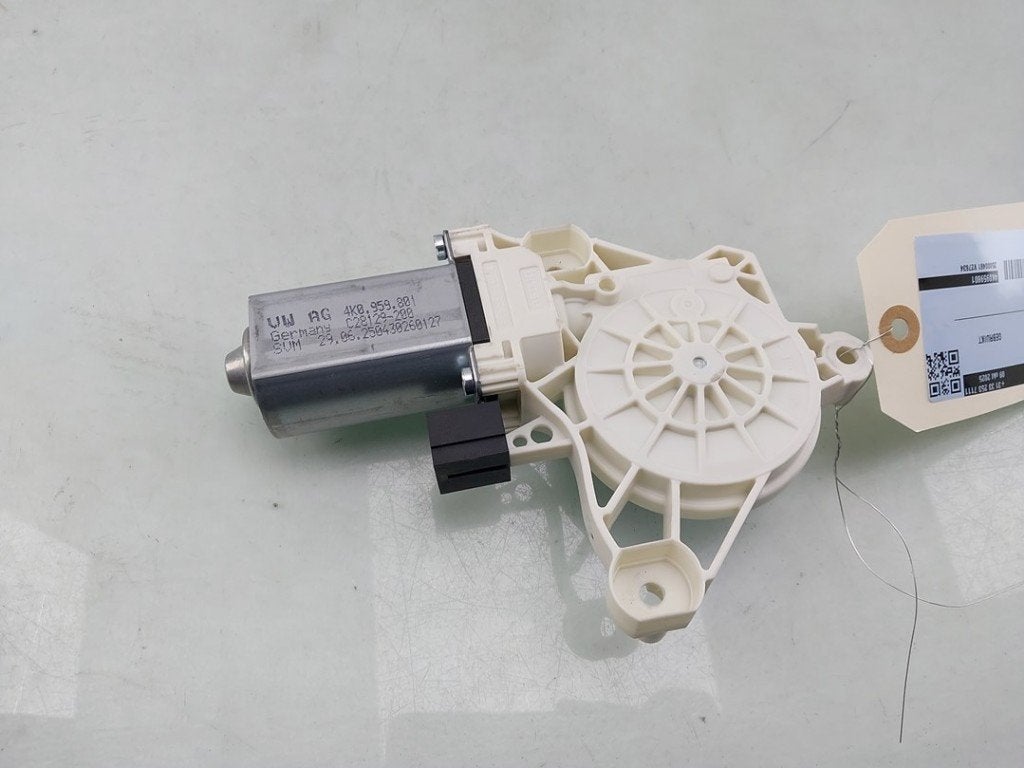 MOTEUR LEVE VITRE ELECTRIQUE Tiguan (CT1) (|4K0959801|), Autos : Pièces & Accessoires, Utilisé, Volkswagen