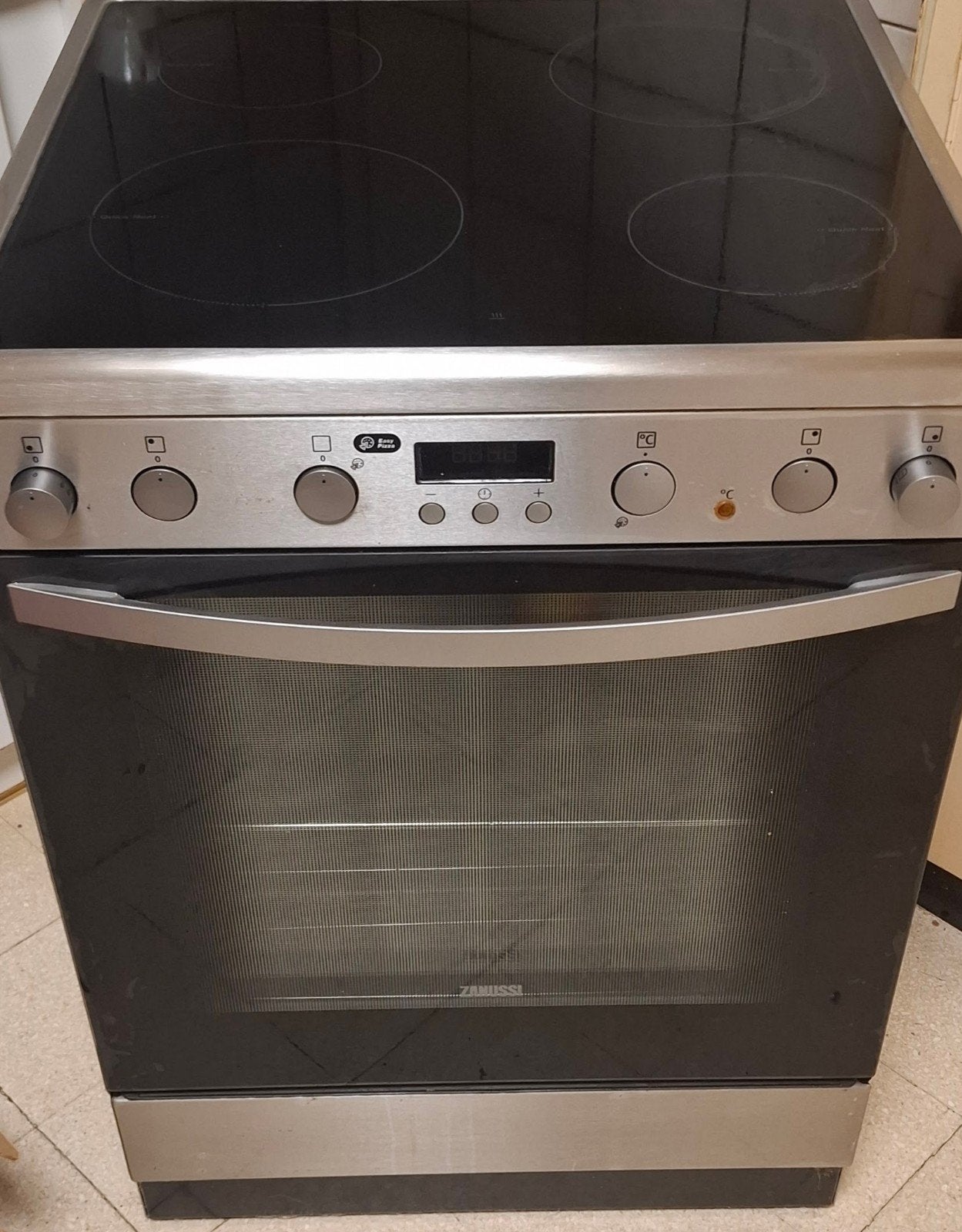 Zanussi Combi hetelucht oven met inductiekookplaten., Enlèvement, Comme neuf