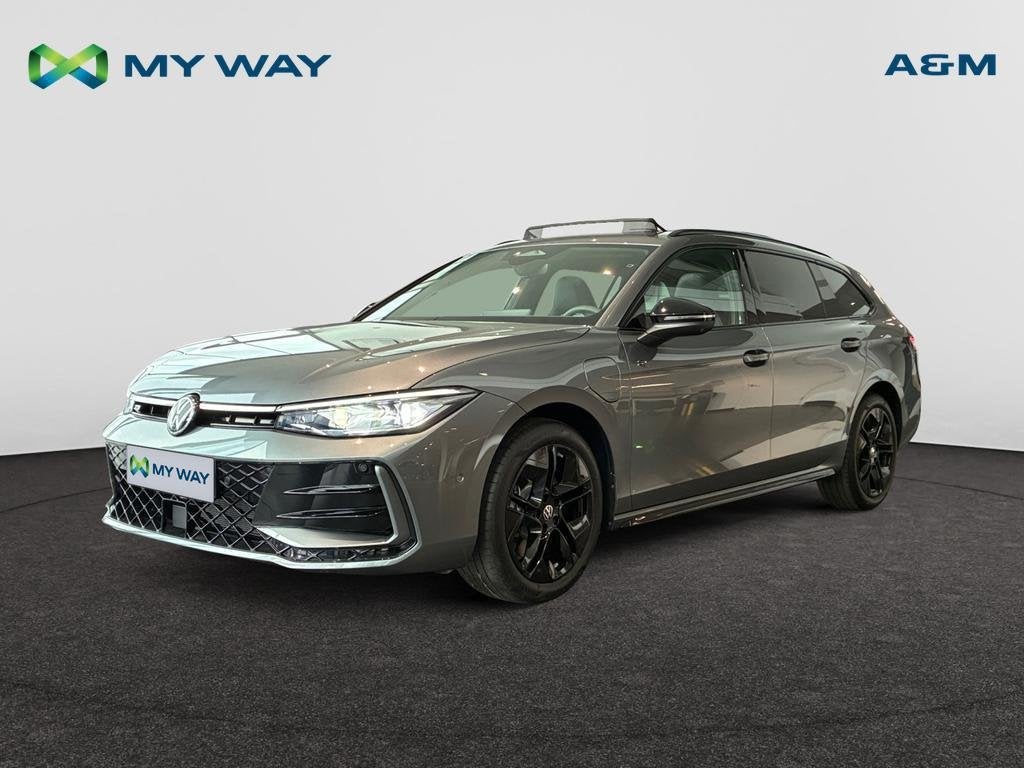 Volkswagen Passat Variant eHybrid (PHEV) Passat Variant eHyb, Autos, Volkswagen, Argent ou Gris, Achat, Break, https://public.car-pass.be/vhr/726d6fc4-7d41-4e32-9c7b-41ebb0440b8a