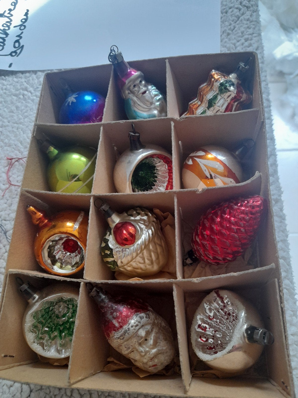 vieilles boules de Noël, Enlèvement ou Envoi
