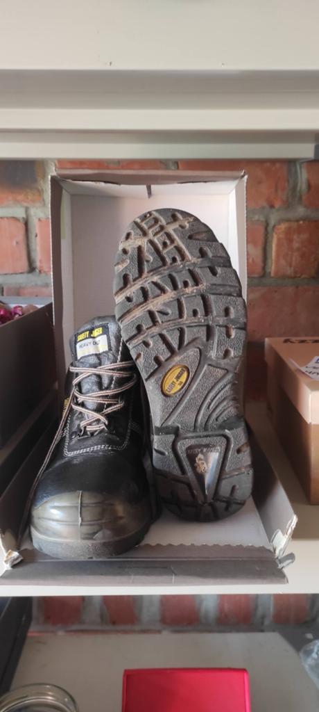 Veiligheidsschoenen Safety Jogger 38-39, Ophalen