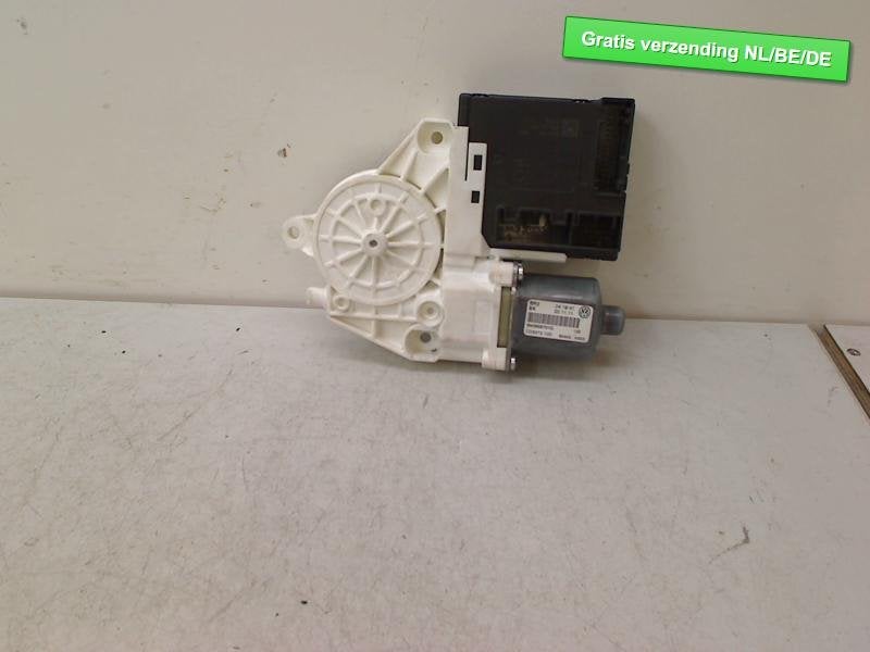 MOTEUR LEVE VITRE ELECTRIQUE AVANT GAUCHE Tiguan (5N1 / 2), Volkswagen, Volkswagen AG, Utilisé, Kundenbetreuung@volkswagen.de