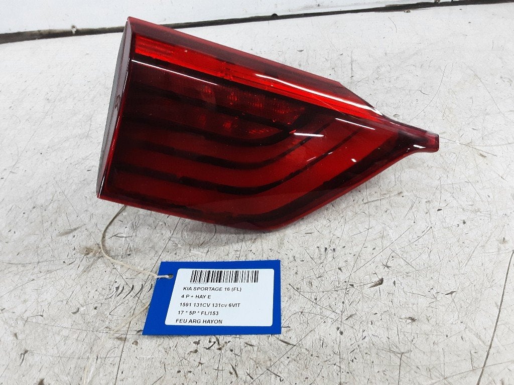 ACHTERLICHT LINKS ACHTERKLEP Kia Sportage (QL) (L10L4RG6), Auto-onderdelen, Mevr. I. Hauben, Rue de l'Espoir 34 34
4030  GRIVEGNÉE, BE
