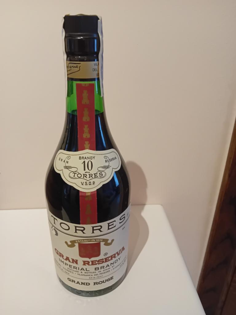 Brandy Vintage, Enlèvement