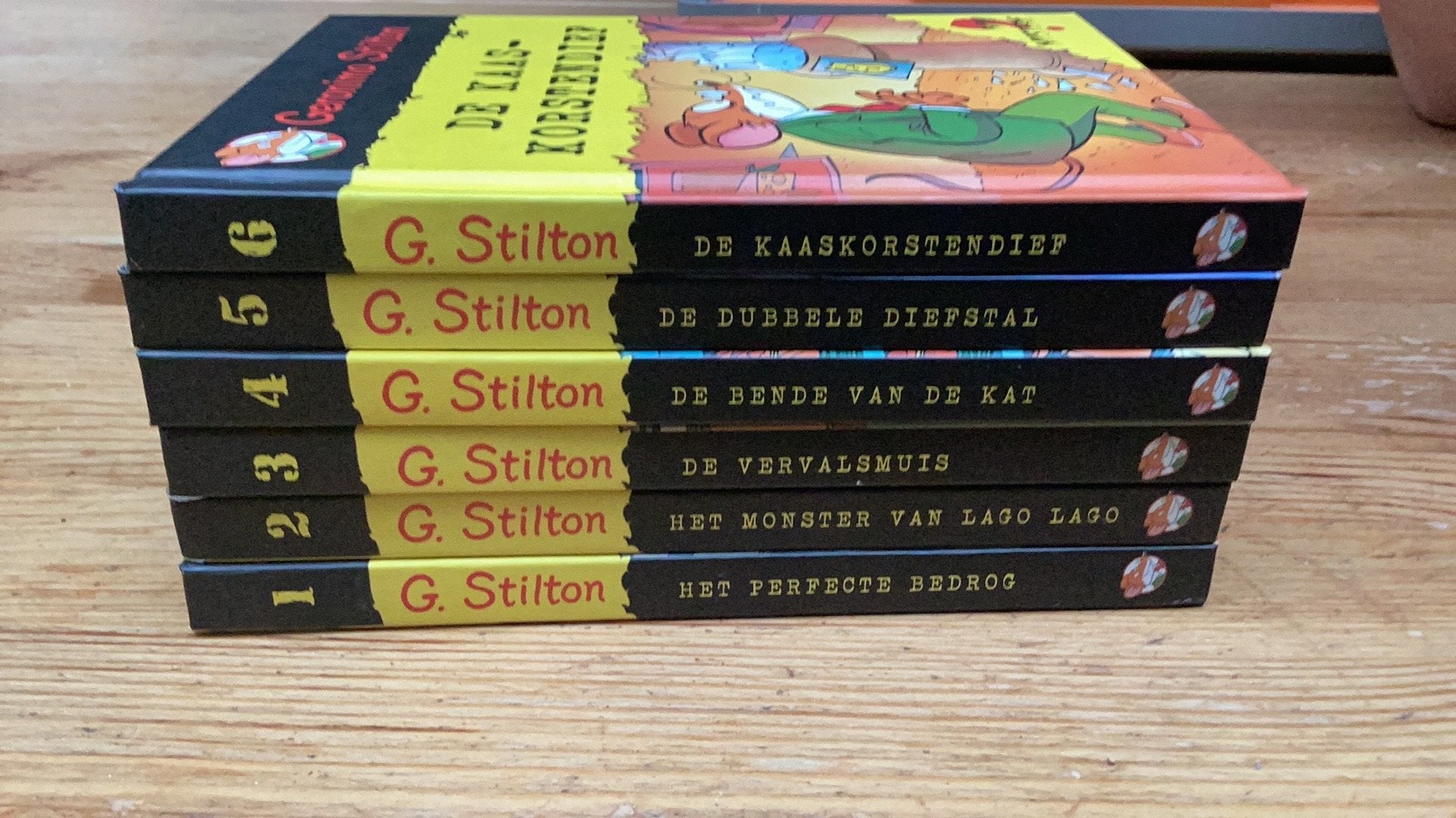 Geronimo Stilton mini mysterie, Ophalen, Zo goed als nieuw
