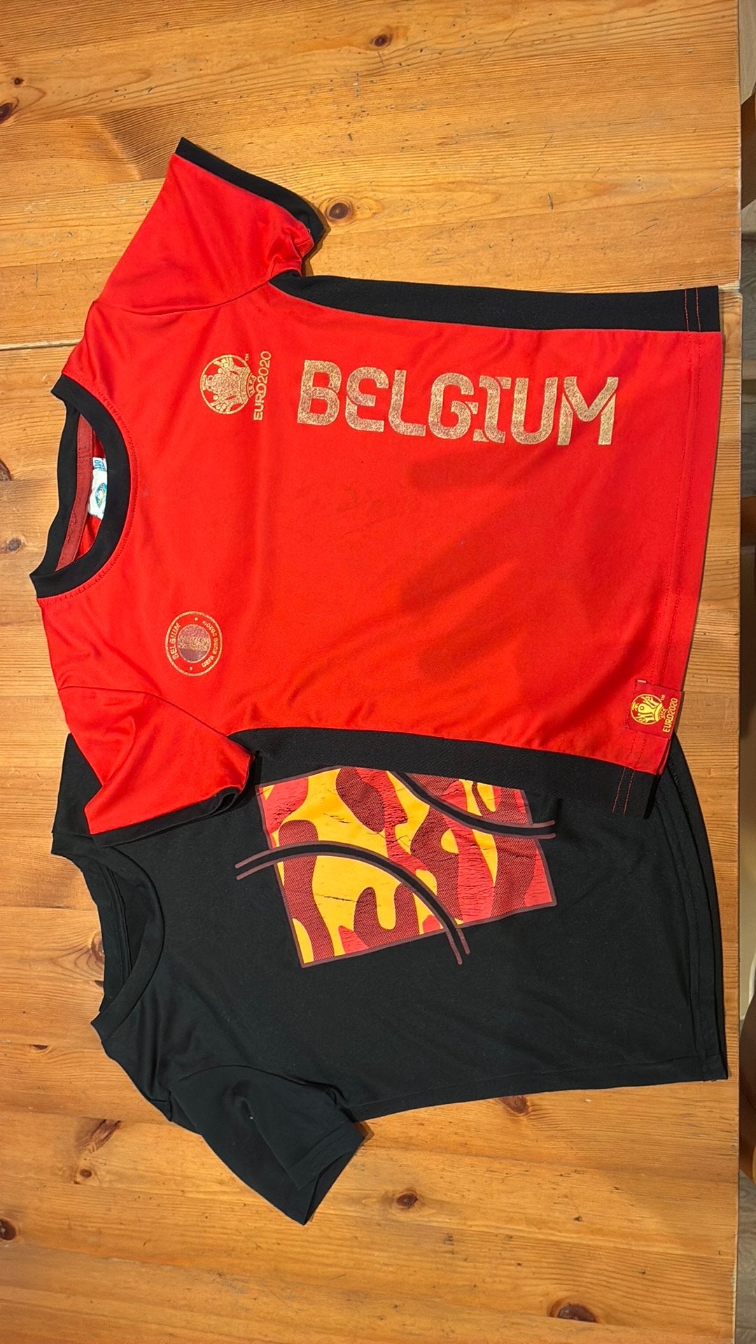 Twee sport t-shirts maat 116-122, Ophalen, Zo goed als nieuw, Shirt