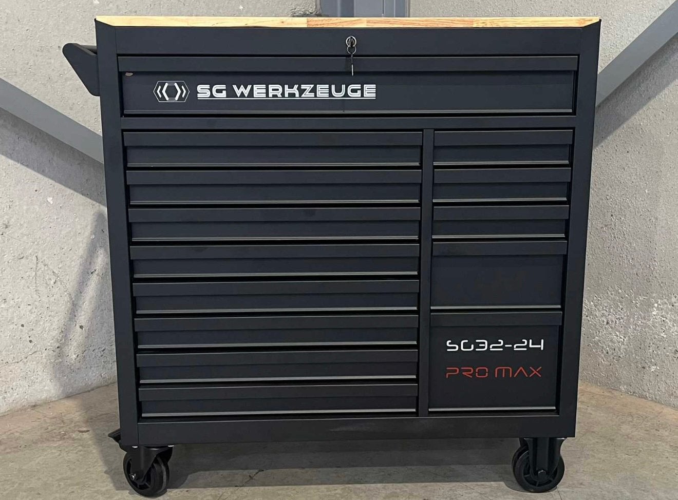 Stahlgruppe SG32-24 gevulde gereedschapswagen, Doe-het-zelf en Bouw, Gereedschap | Handgereedschap, Ophalen, Zo goed als nieuw