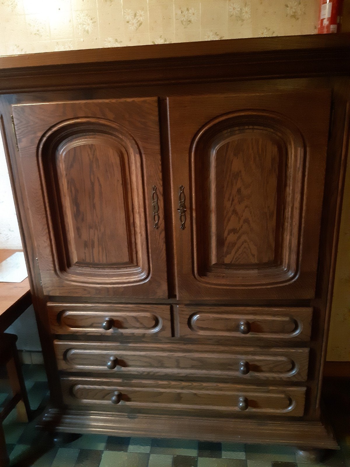 belle armoire 1m30x1m55H, Maison & Meubles, Enlèvement