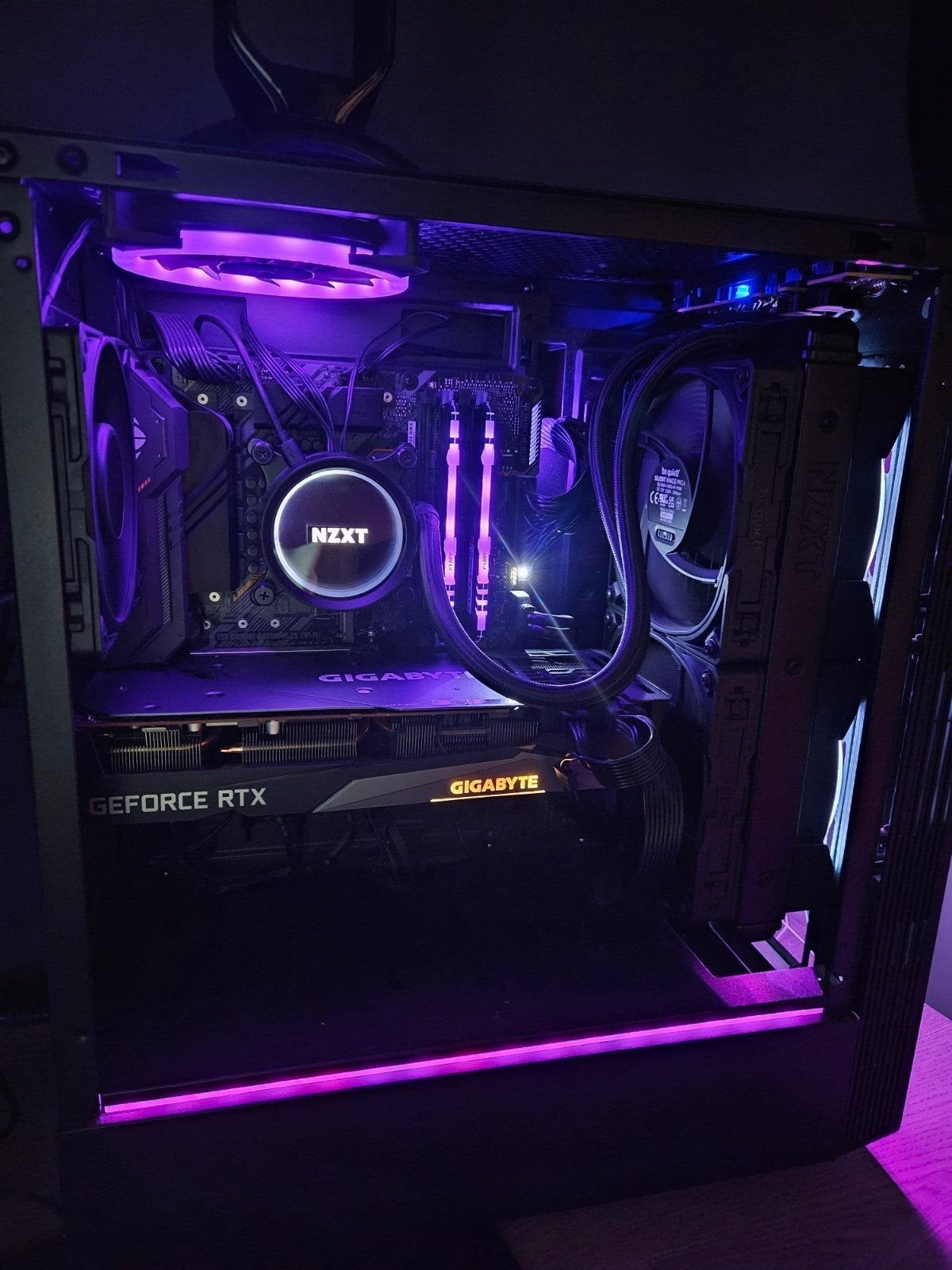 Gaming pc, Ophalen