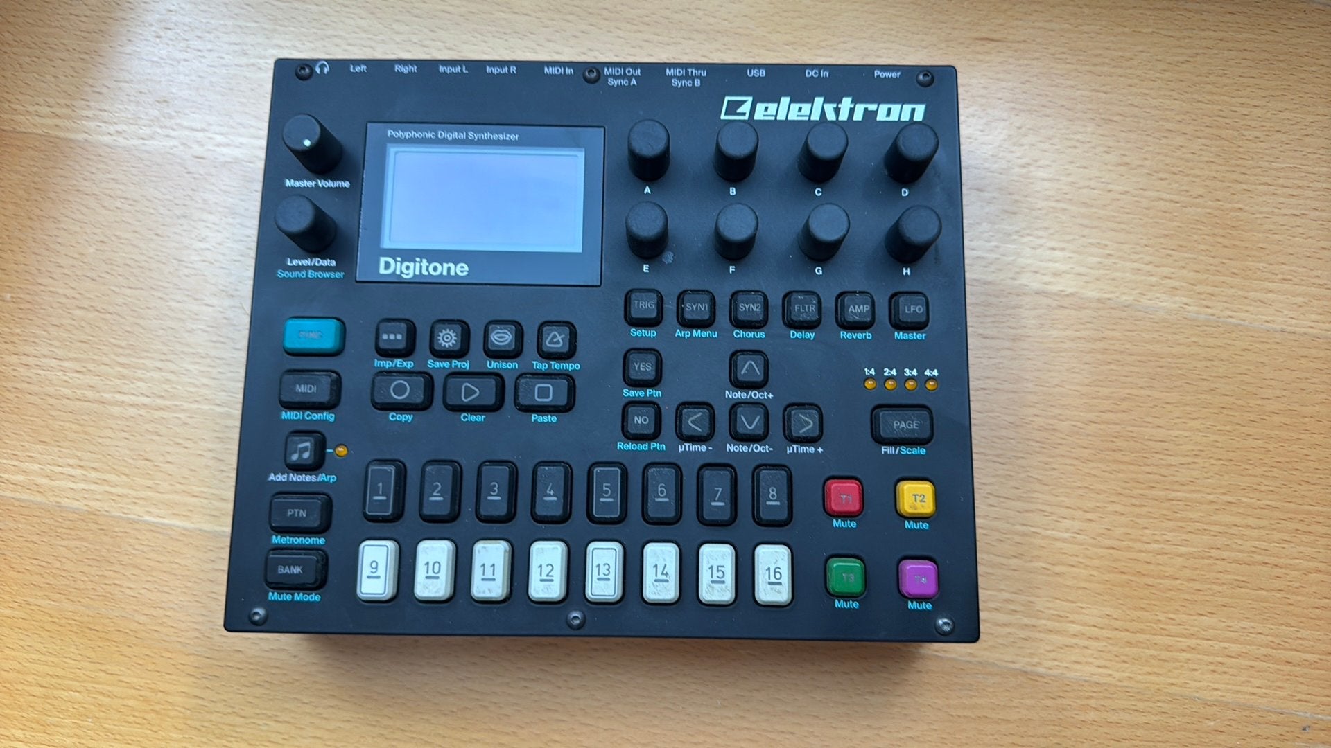 Elektron Digitone, Muziek en Instrumenten, Synthesizers, Ophalen of Verzenden, Zo goed als nieuw