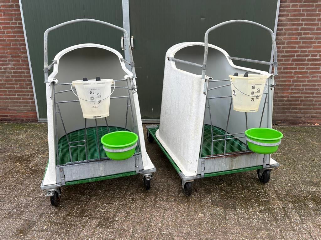 2x kalverhok / kalveriglo / kalverhut, Dieren en Toebehoren