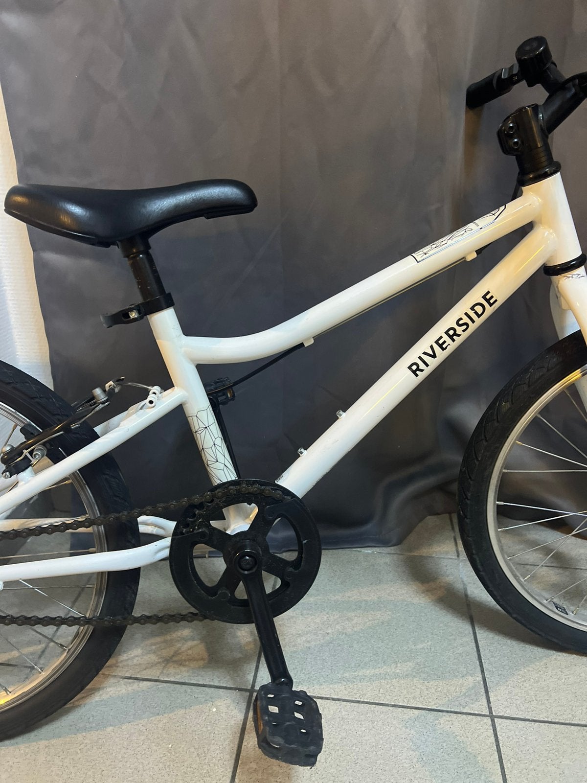 Vélo hybride BTWIN pour enfants 100 x 20 pouces 6-9 ans, Vélos & Vélomoteurs, Enlèvement ou Envoi, Comme neuf, 20 pouces