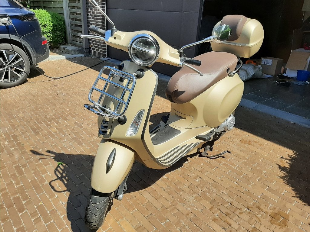 Vespa 50cc, Fietsen en Brommers, Ophalen, Benzine, 50 cc, Klasse B (45 km/u)