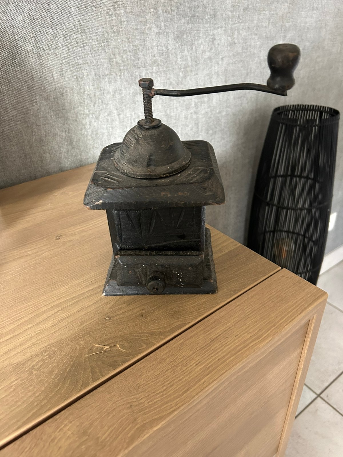 Koffiemolen als asbak ook, Antiek en Kunst, Ophalen