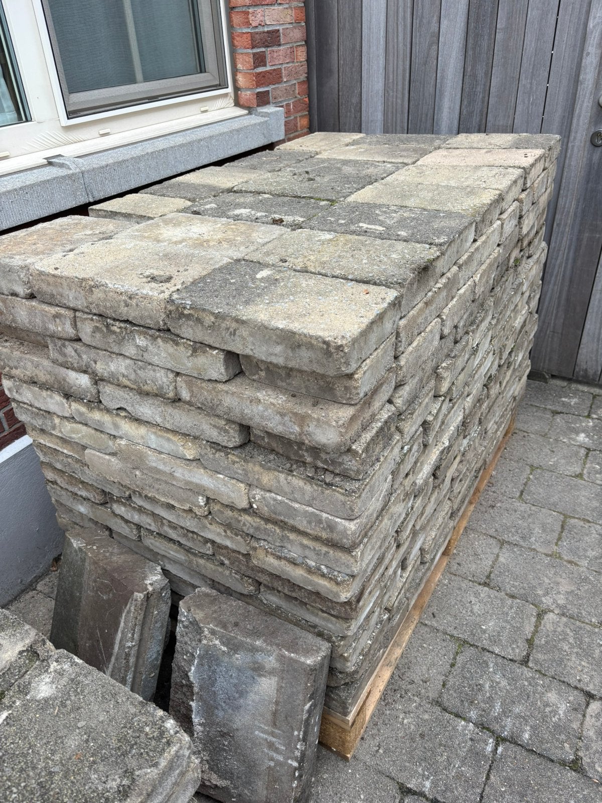 Gratis betonklinkers oprit 40m2, Tuin en Terras, Ophalen, Gebruikt, Klinkers, 10 m² of meer