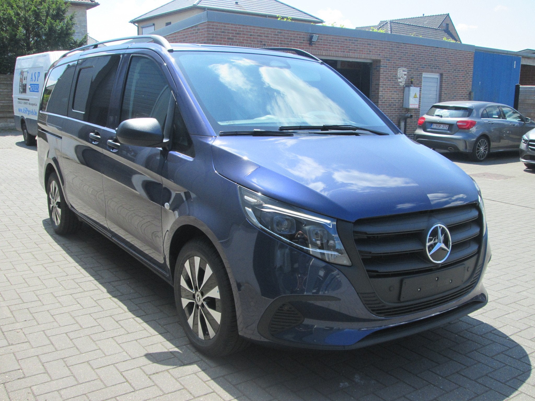 Mercedes-Benz Vito TOURER PRO 114 CDI L2 FACELIFT 5 OF 7 PL, Auto's, Mercedes-Benz, Gebruikt, 4 cilinders, 7 zetels, Bedrijf