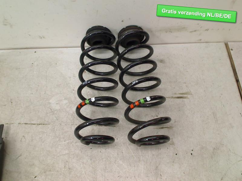 SCHROEFVEER ACHTER verenset s-line A1 Sportback (8XA / 8XF), Gebruikt, Dhr. R. de Gouw, Audi, De Bloemendaal 21 21
5221 EB  'S HERTOGENBOSCH, NL