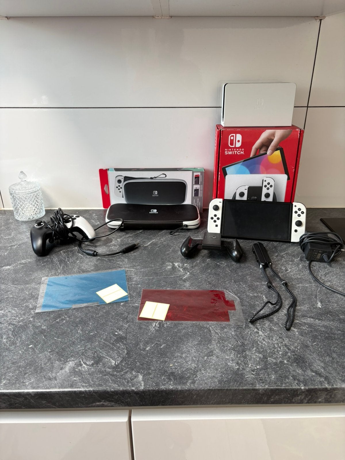 Nintendo switch oled met doos, Consoles de jeu & Jeux vidéo, Enlèvement, Comme neuf, Switch OLED
