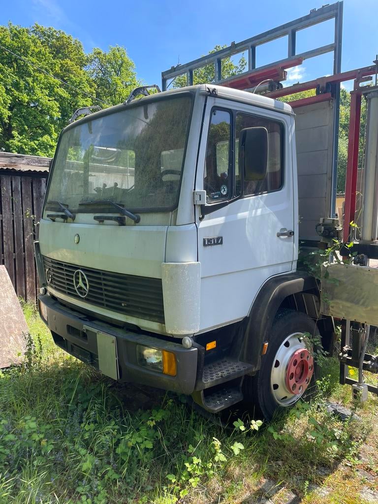Mercedes 1317 export, Enlèvement, Mercedes-Benz