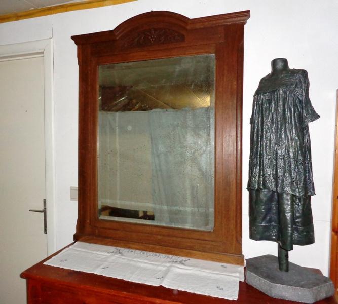 Miroir de cheminée, Enlèvement