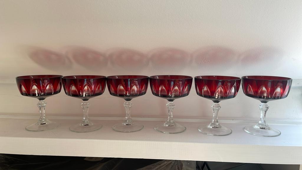 France robijn mooi geslepen glas, Ophalen