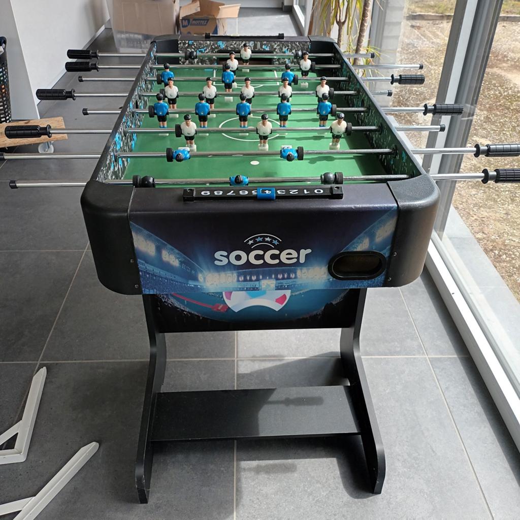 Kickertafel kids, Ophalen